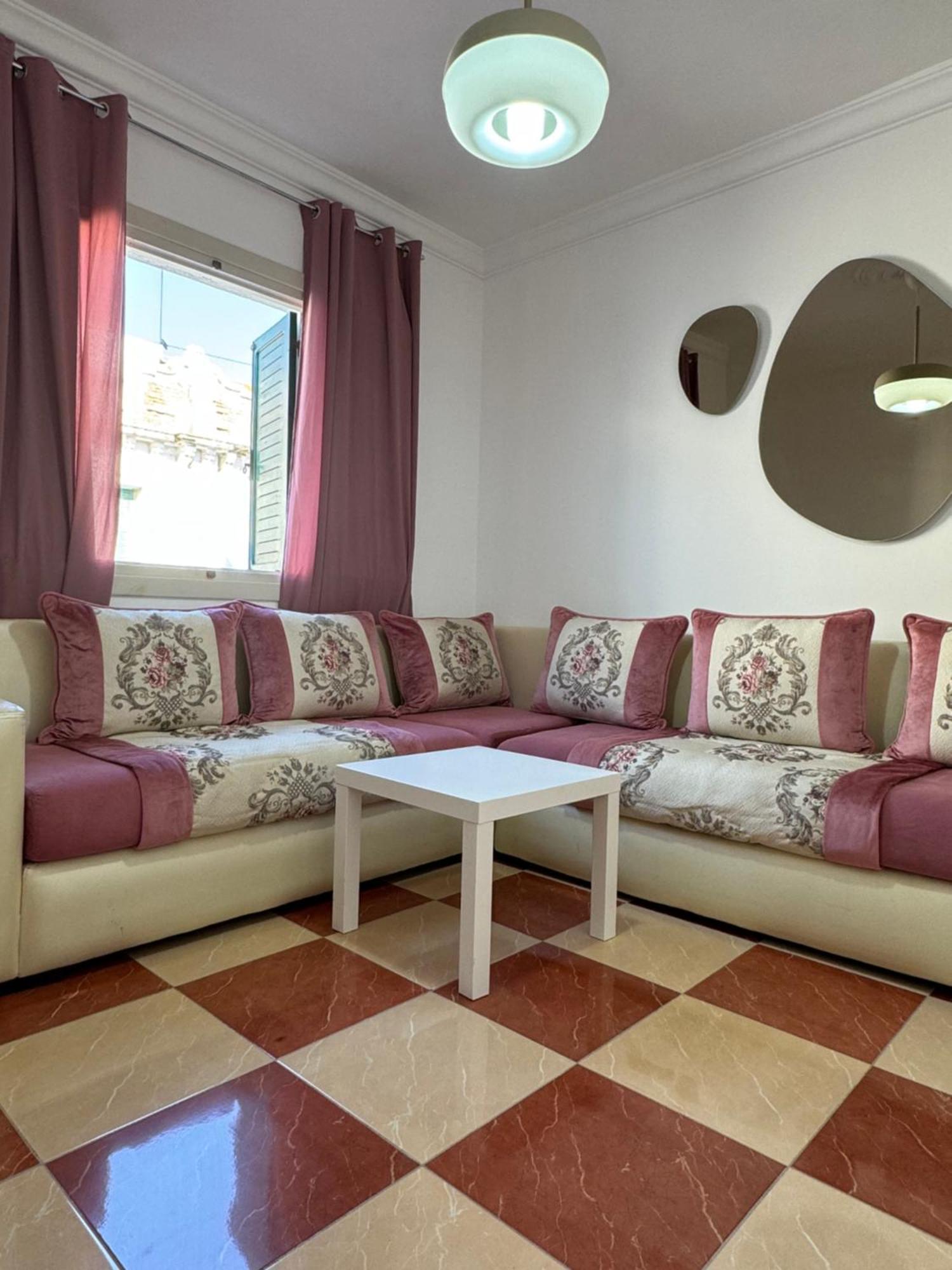 Joli Appart Avec Terrasse Au Centre Ville Tetuão Exterior foto