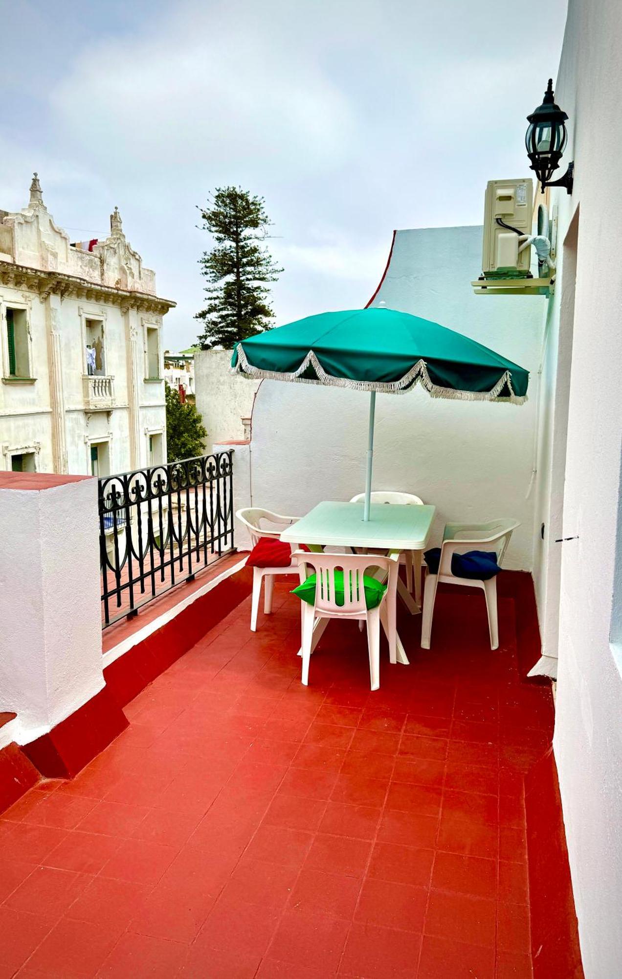 Joli Appart Avec Terrasse Au Centre Ville Tetuão Exterior foto